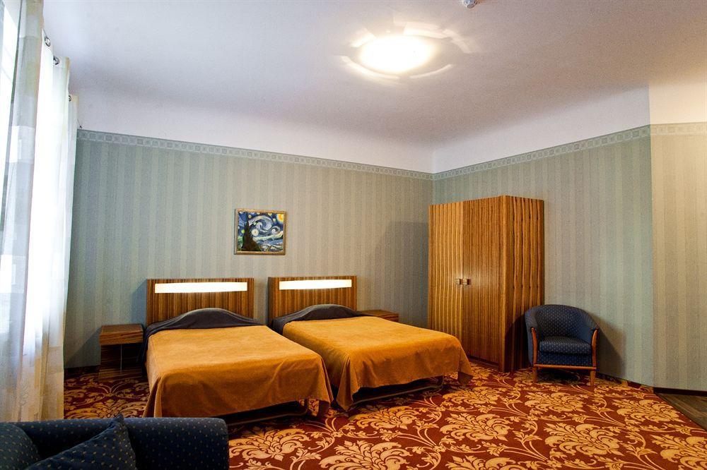 City Hotel Teater Riga Exterior photo